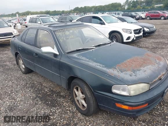 ✅ 1994 Toyota Camry LE • VIN: 4T1GK12E5RU028918 • Лот: 43305306. Опубликован ранее на IAAI с пробегом Не указан. Бесплатный доступ к архиву аукционных продаж из США и подробный отчёт об истории автомобиля на DreamBid. Изображение 1.