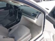 ✅ 2013 Volkswagen Passat Wolfsburg Edition • VIN: 1VWAH7A37DC132561 • Лот: 41913353. Опубликован ранее на IAAI с пробегом 125 709 миль. Бесплатный доступ к архиву аукционных продаж из США и подробный отчёт об истории автомобиля на DreamBid. Изображение 5.