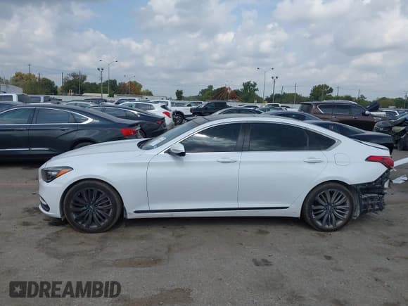 ✅ 2018 Genesis G80 Ultimate • VIN: KMHGN4JF5JU235090 • Лот: 43523514. Опубликован ранее на IAAI с пробегом 117 072 миль. Бесплатный доступ к архиву аукционных продаж из США и подробный отчёт об истории автомобиля на DreamBid. Изображение 15.