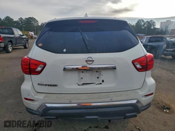 ✅ 2019 Nissan Pathfinder SV • VIN: 5N1DR2MN8KC640298 • Лот: 95512665. Опубликован ранее на Copart с пробегом Не указан. Бесплатный доступ к архиву аукционных продаж из США и подробный отчёт об истории автомобиля на DreamBid. Изображение 6.