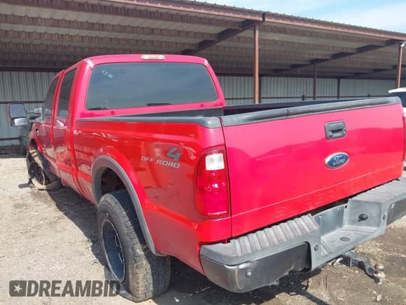 ✅ 2008 Ford F-250 XL • VIN: 1FTSW21R38EC64800 • Lot: 42436457. Wystawiony na IAAI z przebiegiem 199 201 mil. Bezpłatny archiwum sprzedaży aukcyjnych z USA i szczegółowy raport historii pojazdu na DreamBid. Zdjęcie 3.