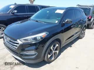 2018 Hyundai Tucson Value z VIN KM8J33A25JU684787, wystawiony jako IAAI lot #43229434 z przebiegiem 73 731 mil mil oraz . Historia ofert i sprzedaży dostępna na DreamBid. Obrazek 2.