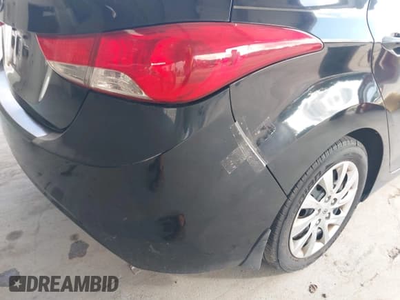 ✅ 2012 Hyundai Elantra GLS • VIN: KMHDH4AE9CU442960 • Lot: 43552817. Listed on IAAI with 124,074 mi. Free auction sales archive from the USA and detailed vehicle history report at DreamBid. Image 6.