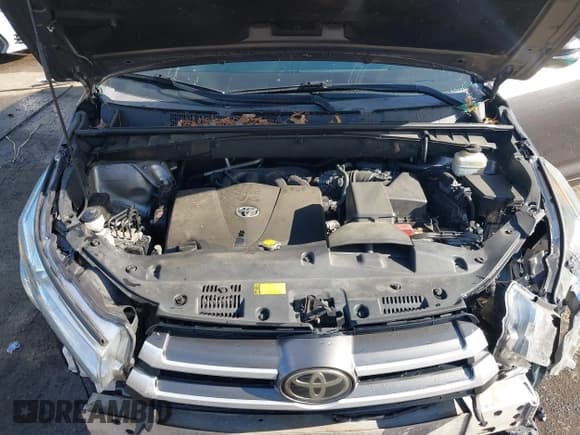 ✅ 2017 Toyota Highlander SE • VIN: 5TDJZRFH8HS361481 • Lot: 43328733. Wystawiony na IAAI z przebiegiem 140 852 mil. Bezpłatny archiwum sprzedaży aukcyjnych z USA i szczegółowy raport historii pojazdu na DreamBid. Zdjęcie 10.