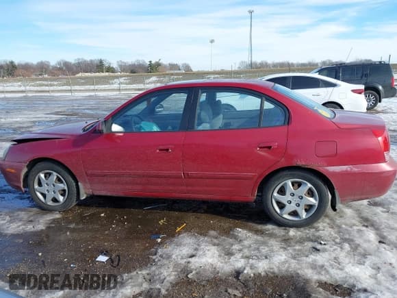 ✅ 2006 Hyundai Elantra GLS • VIN: KMHDN46D46U289370 • Lot: 41360174. Wystawiony na IAAI z przebiegiem 154 739 mil. Bezpłatny archiwum sprzedaży aukcyjnych z USA i szczegółowy raport historii pojazdu na DreamBid. Zdjęcie 14.