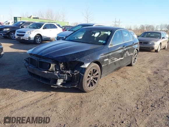 ✅ 2014 BMW 5 Series 528i xDrive • VIN: WBA5A7C56ED614874 • Lot: 43838753. Wystawiony na IAAI z przebiegiem 132 407 mil. Bezpłatny archiwum sprzedaży aukcyjnych z USA i szczegółowy raport historii pojazdu na DreamBid. Zdjęcie 2.