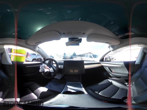 ✅ 2021 Tesla Model 3 Performance • VIN: 5YJ3E1EC9MF028961 • Lot: 41958226. Wystawiony na IAAI z przebiegiem 60 055 mil. Bezpłatny archiwum sprzedaży aukcyjnych z USA i szczegółowy raport historii pojazdu na DreamBid. Zdjęcie 20.