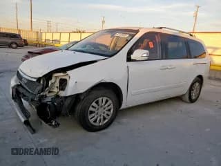 ✅ 2011 Kia Sedona LX • VIN: KNDMG4C7XB6372281 • Лот: 92132935. Опубликован ранее на Copart с пробегом 190 639 миль. Бесплатный доступ к архиву аукционных продаж из США и подробный отчёт об истории автомобиля на DreamBid. Изображение 1.