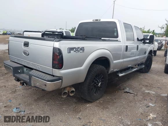 ✅ 2016 Ford F-250 Lariat • VIN: 1FT7W2BT6GED22929 • Lot: 42671728. Listed on IAAI with 138,912 mi. Free auction sales archive from the USA and detailed vehicle history report at DreamBid. Image 4.