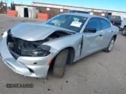 ✅ 2019 Dodge Charger Police • VIN: 2C3CDXKTXKH647834 • Lot: 43662312. Wystawiony na IAAI z przebiegiem 85 348 mil. Bezpłatny archiwum sprzedaży aukcyjnych z USA i szczegółowy raport historii pojazdu na DreamBid. Zdjęcie 17.