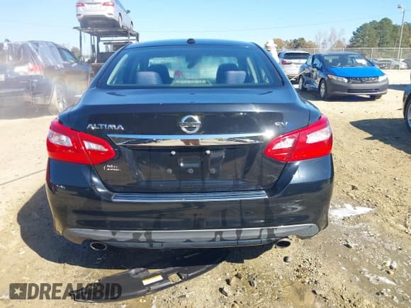 ✅ 2017 Nissan Altima S • VIN: 1N4AL3AP4HC242637 • Lot: 43666228. Wystawiony na IAAI z przebiegiem 70 163 mil. Bezpłatny archiwum sprzedaży aukcyjnych z USA i szczegółowy raport historii pojazdu na DreamBid. Zdjęcie 16.