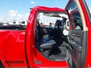 ✅ 2022 Ram 2500 Laramie • VIN: 3C6UR5FJ2NG269115 • Lot: 43100315. Wystawiony na IAAI z przebiegiem 24 303 mil. Bezpłatny archiwum sprzedaży aukcyjnych z USA i szczegółowy raport historii pojazdu na DreamBid. Zdjęcie 8.