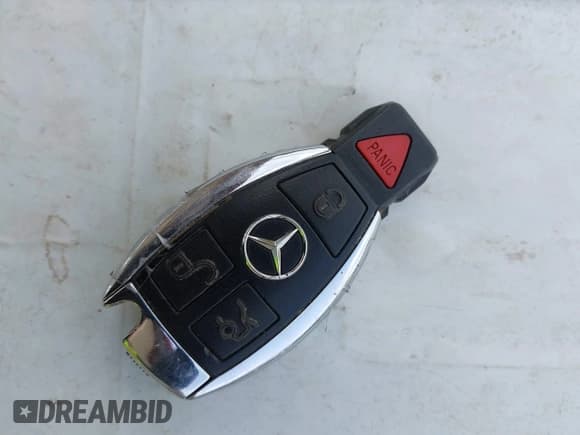 ✅ 2008 Mercedes-Benz SLK 350 • VIN: WDBWK56F58F176045 • Lot: 42271253. Listed on IAAI with 111,908 mi. Free auction sales archive from the USA and detailed vehicle history report at DreamBid. Image 11.