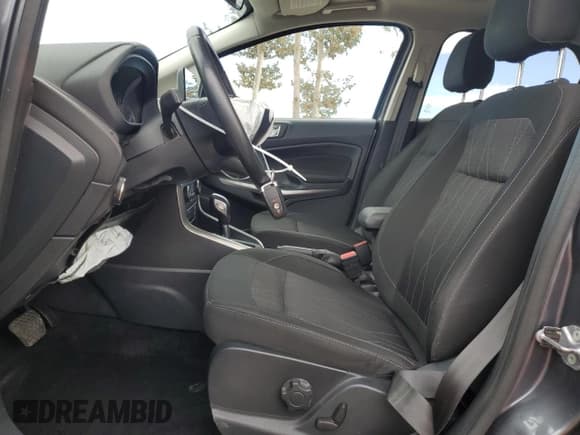 ✅ 2018 Ford EcoSport SE • VIN: MAJ3P1TE7JC226452 • Lot: 80502525. Wystawiony na Copart z przebiegiem 31 839 mil. Bezpłatny archiwum sprzedaży aukcyjnych z USA i szczegółowy raport historii pojazdu na DreamBid. Zdjęcie 7.