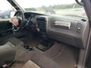 ✅ 2006 Ford Ranger XL • VIN: 1FTYR14D96PA35292 • Lot: 62499425. Wystawiony na Copart z przebiegiem 203 333 mil. Bezpłatny archiwum sprzedaży aukcyjnych z USA i szczegółowy raport historii pojazdu na DreamBid. Zdjęcie 8.