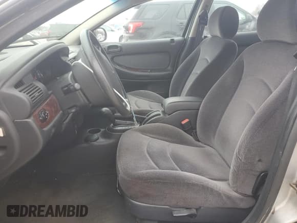 ✅ 2001 Chrysler Sebring LX • VIN: 1C3EL46X91N656635 • Лот: 81817434. Опубликован ранее на Copart с пробегом 89 100 миль. Бесплатный доступ к архиву аукционных продаж из США и подробный отчёт об истории автомобиля на DreamBid. Изображение 7.