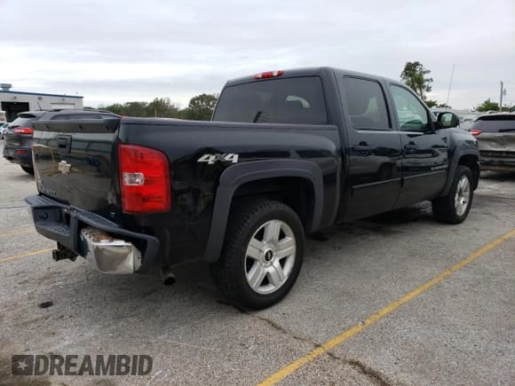 ✅ 2008 Chevrolet Silverado 1500 1LT • VIN: 3GCEK133X8G313852 • Lot: 72453334. Listed on Copart with 326,211 mi. Free auction sales archive from the USA and detailed vehicle history report at DreamBid. Image 3.