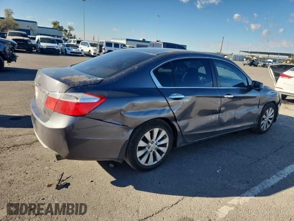 ✅ 2014 Honda Accord EX • VIN: 1HGCR2F79EA009852 • Lot: 89856445. Wystawiony na Copart z przebiegiem 202 238 mil. Bezpłatny archiwum sprzedaży aukcyjnych z USA i szczegółowy raport historii pojazdu na DreamBid. Zdjęcie 3.