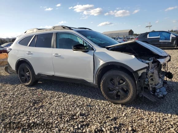 ✅ 2021 Subaru Outback Onyx XT • VIN: 4S4BTGLD1M3109476 • Lot: 86313695. Listed on Copart with 47,063 mi. Free auction sales archive from the USA and detailed vehicle history report at DreamBid. Image 4.