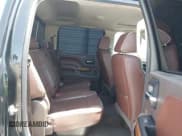 ✅ 2016 Chevrolet Silverado 1500 High Country • VIN: 3GCPCTEC3GG384338 • Lot: 42382874. Wystawiony na IAAI z przebiegiem 120 846 mil. Bezpłatny archiwum sprzedaży aukcyjnych z USA i szczegółowy raport historii pojazdu na DreamBid. Zdjęcie 8.