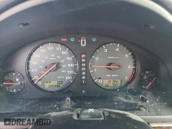 ✅ 2001 Subaru Legacy Outback • VIN: 4S3BH665017676013 • Lot: 65968074. Listed on Copart with 120,398 mi. Free auction sales archive from the USA and detailed vehicle history report at DreamBid. Image 9.