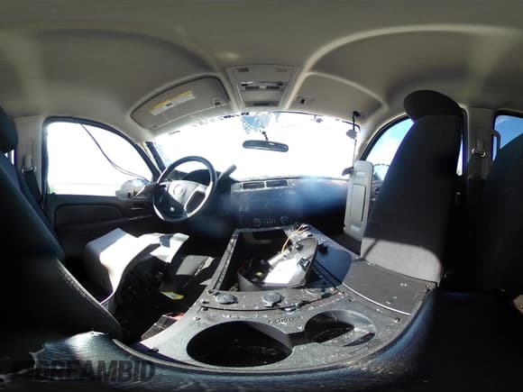 ✅ 2013 Chevrolet Tahoe Commercial • VIN: 1GNLC2E05DR266048 • Lot: 40848505. Wystawiony na IAAI z przebiegiem 95 459 mil. Bezpłatny archiwum sprzedaży aukcyjnych z USA i szczegółowy raport historii pojazdu na DreamBid. Zdjęcie 18.