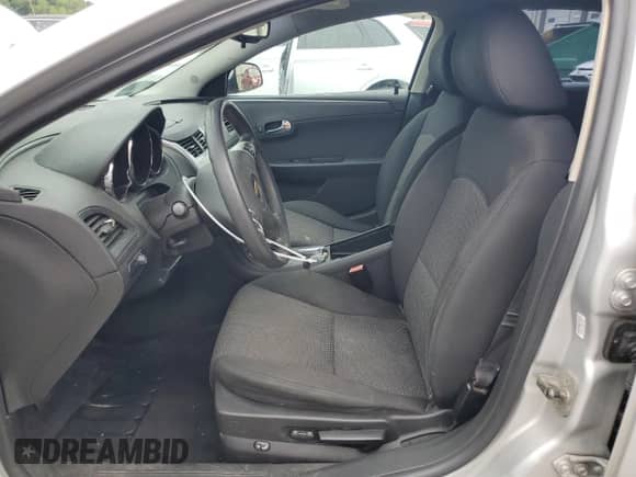 2011 Chevrolet Malibu 1LT z VIN 1G1ZC5E14BF197423, wystawiony jako Copart lot #67266835 z przebiegiem 154 104 mil mil oraz Szkoda całkowita • Salvage title. Historia ofert i sprzedaży dostępna na DreamBid. Obrazek 7.