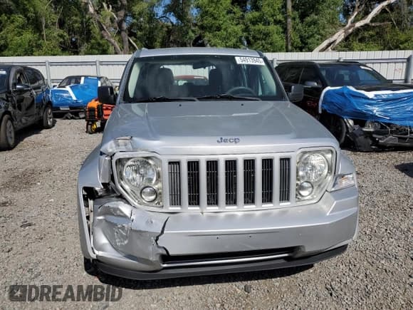 ✅ 2011 Jeep Liberty Sport Jet • VIN: 1J4PP2GK2BW572677 • Lot: 54913945. Listed on Copart with 145,710 mi. Free auction sales archive from the USA and detailed vehicle history report at DreamBid. Image 5.