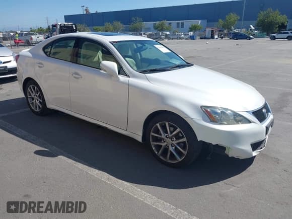 ✅ 2011 Lexus IS 250 • VIN: JTHBF5C28B5151982 • Lot: 42316989. Listed on IAAI with 165,514 mi. Free auction sales archive from the USA and detailed vehicle history report at DreamBid. Image 1.