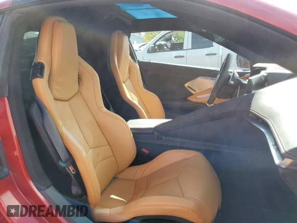 2022 Chevrolet Corvette 2LT z VIN 1G1YB2D48N5114949, wystawiony jako Copart lot #69171345 z przebiegiem 1 776 mil mil oraz Szkoda całkowita • Salvage title. Historia ofert i sprzedaży dostępna na DreamBid. Obrazek 10.