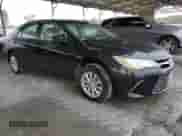 2015 Toyota Camry LE with VIN 4T4BF1FK5FR500597, listed as a Copart auction lot 89829225 with 111,221 mi miles and Salvage title. Bid and sale history available at DreamBid. Image 4.