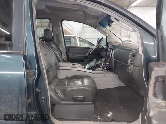 ✅ 2004 Nissan Titan LE • VIN: 1N6AA07B14N511618 • Lot: 41336419. Listed on IAAI with 195,863 mi. Free auction sales archive from the USA and detailed vehicle history report at DreamBid. Image 5.