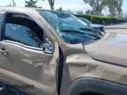 ✅ 2024 Nissan Frontier S • VIN: 1N6ED1EJ5RN608885 • Lot: 42096407. Listed on IAAI with 14,538 mi. Free auction sales archive from the USA and detailed vehicle history report at DreamBid. Image 12.