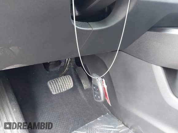 ✅ 2026 Chevrolet Equinox FWD LT • VIN: 3GNAXHEG5TL128060 • Lot: 43150151. Listed on IAAI with 3,644 mi. Free auction sales archive from the USA and detailed vehicle history report at DreamBid. Image 11.