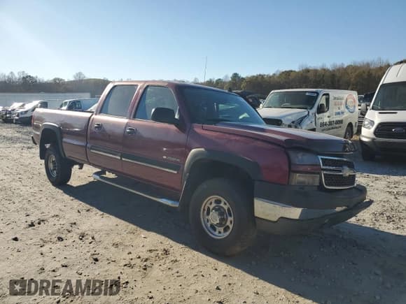 ✅ 2006 Chevrolet Silverado 2500HD Work Truck • VIN: 1GCHC23U86F204393 • Лот: 83843324. Опубликован ранее на Copart с пробегом 232 353 миль. Бесплатный доступ к архиву аукционных продаж из США и подробный отчёт об истории автомобиля на DreamBid. Изображение 4.