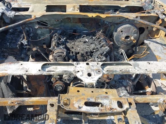 ✅ 2014 Chevrolet Silverado 1500 LT • VIN: 1GCRCREH0EZ412746 • Lot: 42366106. Listed on IAAI with Not provided. Free auction sales archive from the USA and detailed vehicle history report at DreamBid. Image 10.