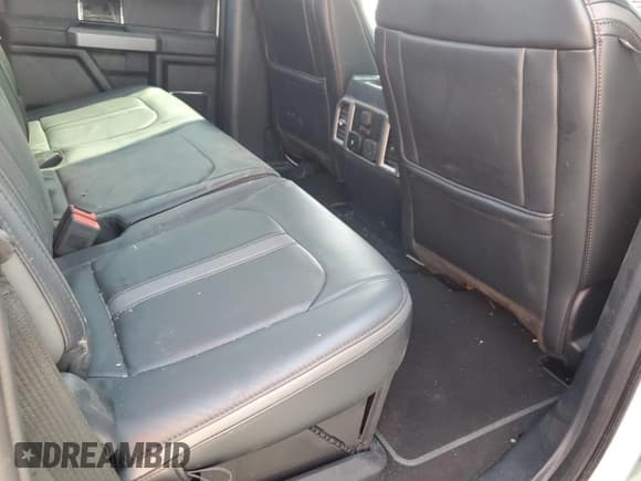 ✅ 2022 Ford F-450 XL • VIN: 1FT8W4DT6NEG10508 • Lot: 71425215. Listed on Copart with 41,547 mi. Free auction sales archive from the USA and detailed vehicle history report at DreamBid. Image 10.