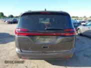 ✅ 2021 Chrysler Pacifica Touring • VIN: 2C4RC1FG6MR561436 • Lot: 43297150. Listed on IAAI with 82,675 mi. Free auction sales archive from the USA and detailed vehicle history report at DreamBid. Image 16.