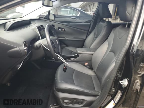 ✅ 2022 Toyota Prius Nightshade • VIN: JTDKAMFU1N3168419 • Лот: 68430615. Опубликован ранее на Copart с пробегом 61 914 миль. Бесплатный доступ к архиву аукционных продаж из США и подробный отчёт об истории автомобиля на DreamBid. Изображение 7.