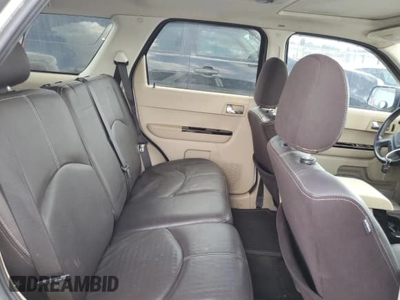 ✅ 2008 Mazda Tribute Sport • VIN: 4F2CZ02Z88KM04193 • Лот: 71690645. Опубликован ранее на Copart с пробегом 193 783 миль. Бесплатный доступ к архиву аукционных продаж из США и подробный отчёт об истории автомобиля на DreamBid. Изображение 10.