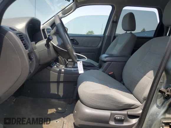 ✅ 2006 Ford Escape Hybrid • VIN: 1FMCU96H86KB36291 • Lot: 64482105. Wystawiony na Copart z przebiegiem 224 253 mil. Bezpłatny archiwum sprzedaży aukcyjnych z USA i szczegółowy raport historii pojazdu na DreamBid. Zdjęcie 7.