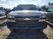 ✅ 2006 Chevrolet Silverado 2500HD LT1 • VIN: 1GCHK23D16F196835 • Lot: 42248305. Wystawiony na Copart z przebiegiem 309 447 mil. Bezpłatny archiwum sprzedaży aukcyjnych z USA i szczegółowy raport historii pojazdu na DreamBid. Zdjęcie 5.