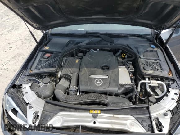 ✅ 2015 Mercedes-Benz C 300 • VIN: 55SWF4JB5FU052944 • Lot: 62346295. Wystawiony na Copart z przebiegiem 186 457 mil. Bezpłatny archiwum sprzedaży aukcyjnych z USA i szczegółowy raport historii pojazdu na DreamBid. Zdjęcie 11.