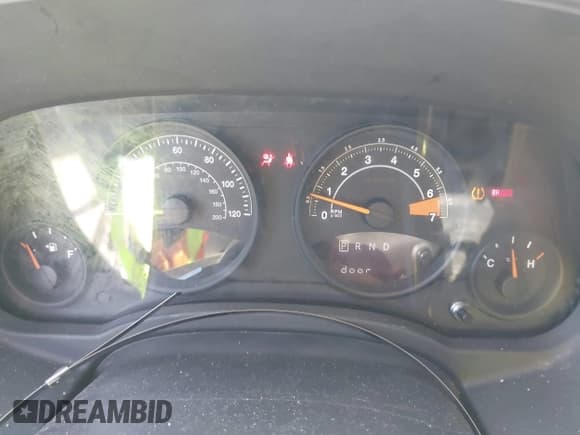 ✅ 2017 Jeep Compass Sport • VIN: 1C4NJCBA2HD166390 • Лот: 41597341. Опубликован ранее на IAAI с пробегом 178 401 миль. Бесплатный доступ к архиву аукционных продаж из США и подробный отчёт об истории автомобиля на DreamBid. Изображение 7.