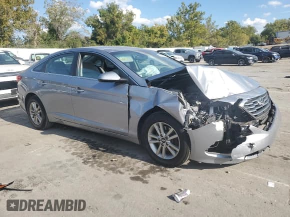 ✅ 2015 Hyundai Sonata SE • VIN: 5NPE24AF3FH246434 • Лот: 85145385. Опубликован ранее на Copart с пробегом 96 177 миль. Бесплатный доступ к архиву аукционных продаж из США и подробный отчёт об истории автомобиля на DreamBid. Изображение 4.