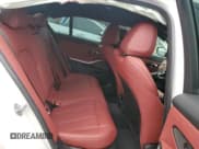 ✅ 2024 BMW 3 Series M340i xDrive • VIN: 3MW49FF02R8E87073 • Lot: 60722805. Wystawiony na Copart z przebiegiem 12 151 mil. Bezpłatny archiwum sprzedaży aukcyjnych z USA i szczegółowy raport historii pojazdu na DreamBid. Zdjęcie 10.