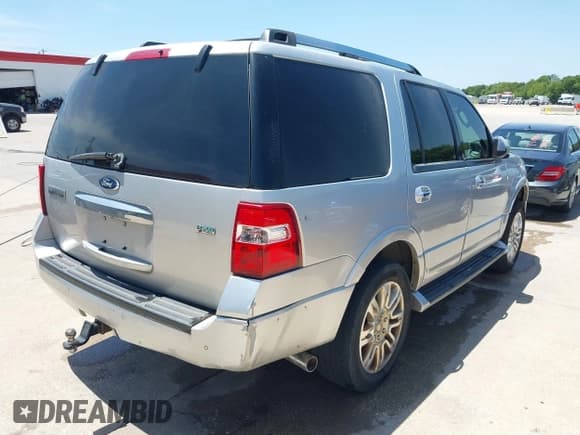 ✅ 2011 Ford Expedition Limited • VIN: 1FMJU1K54BEF17360 • Лот: 42816106. Опубликован ранее на IAAI с пробегом 223 548 миль. Бесплатный доступ к архиву аукционных продаж из США и подробный отчёт об истории автомобиля на DreamBid. Изображение 4.