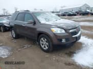 ✅ 2010 Saturn Outlook • VIN: 5GZLRVED4AJ131633 • Lot: 41597791. Wystawiony na IAAI z przebiegiem 240 940 mil. Bezpłatny archiwum sprzedaży aukcyjnych z USA i szczegółowy raport historii pojazdu na DreamBid. Zdjęcie 1.