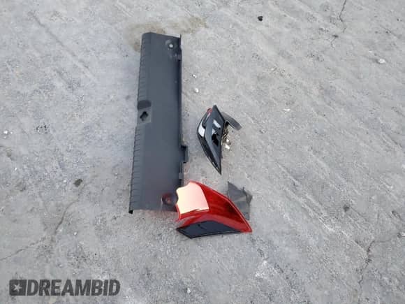 2020 Hyundai Sonata Limited z VIN 5NPEH4J29LH051932, wystawiony jako Copart lot #68718922 z przebiegiem 44 519 mil mil oraz . Historia ofert i sprzedaży dostępna na DreamBid. Obrazek 14.