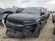 ✅ 2023 Jeep Wagoneer Series II • VIN: 1C4SJVBP2PS573350 • Lot: 43602755. Wystawiony na Copart z przebiegiem 19 225 mil. Bezpłatny archiwum sprzedaży aukcyjnych z USA i szczegółowy raport historii pojazdu na DreamBid. Zdjęcie 1.